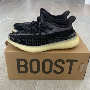 Yeezy Boost 350 V2